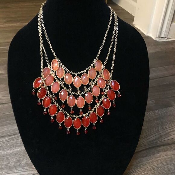 2/$30 Red and pink Layered necklace Earring Set - Picture 1 of 7